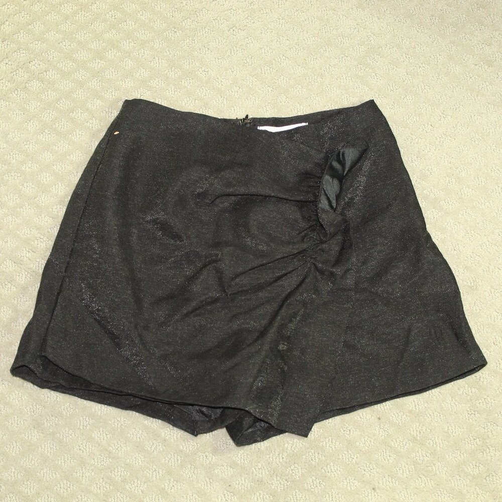 Pants Store Women's Small Dressy Shimmery Black Ruched/Ruffle Shorts